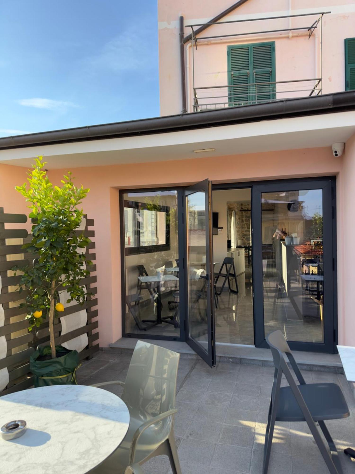 Prima Fila Due Pemium Guest House San Remo Zewnętrze zdjęcie